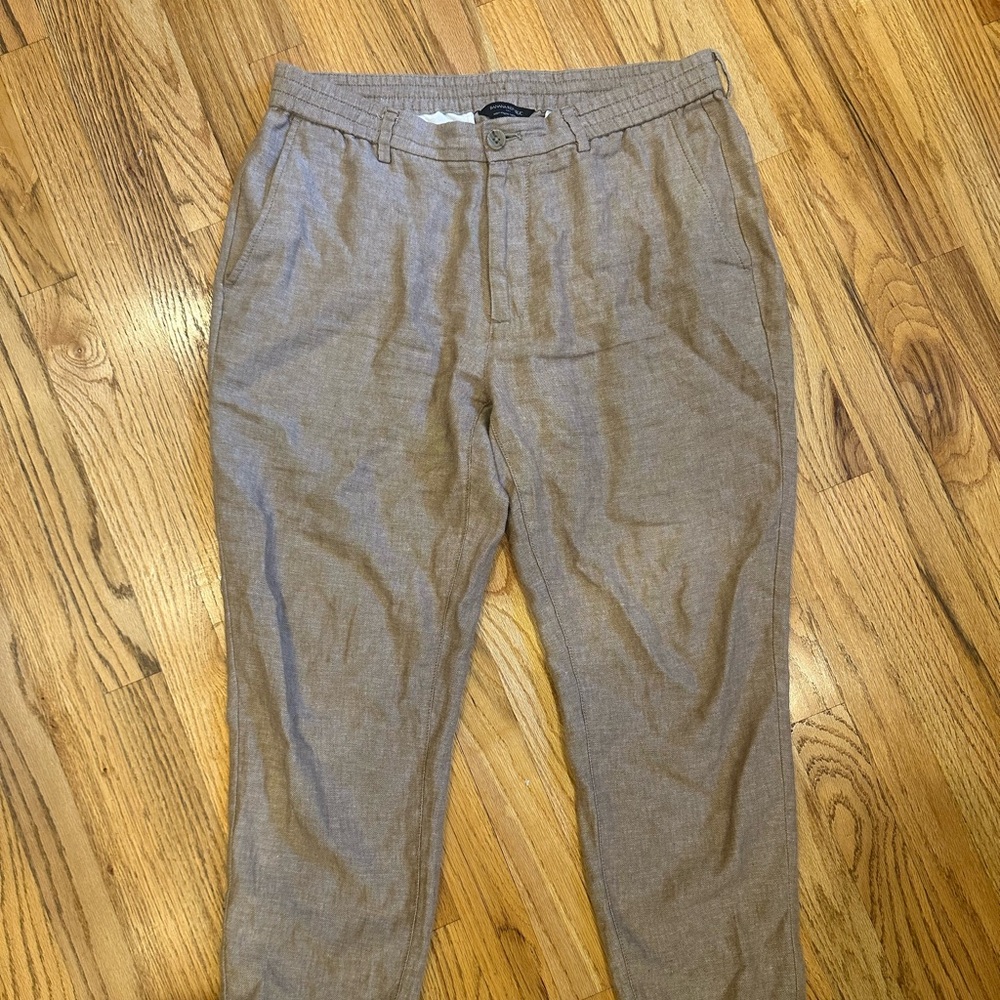 Banana Republic Athletic Linen-Blend Pant